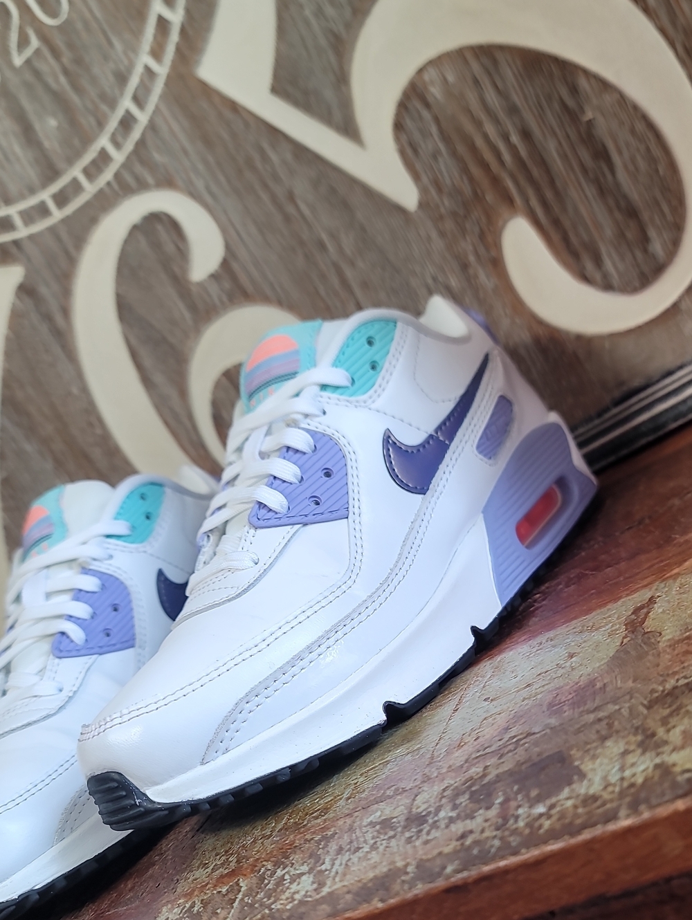 🔥 Nike Air Max 90 (Special Edition) 'White Dark Purple Dust' Wmns 6.5 Good Cond - Picture 6 of 16